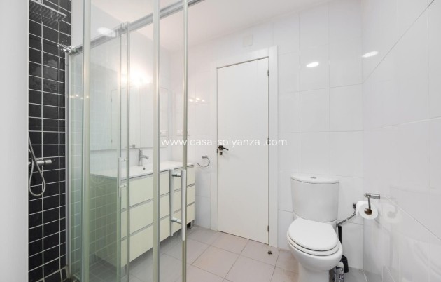 Wiederverkauf - Wohnung - Torrevieja - Torrevieja Centro