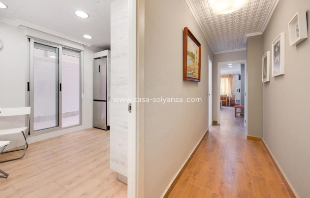 Wiederverkauf - Wohnung - Torrevieja - Torrevieja Centro