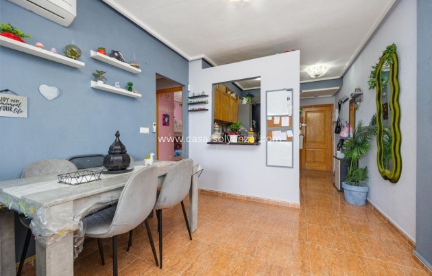 Herverkoop - Appartement / flat - Torrevieja - Torrevieja Centro