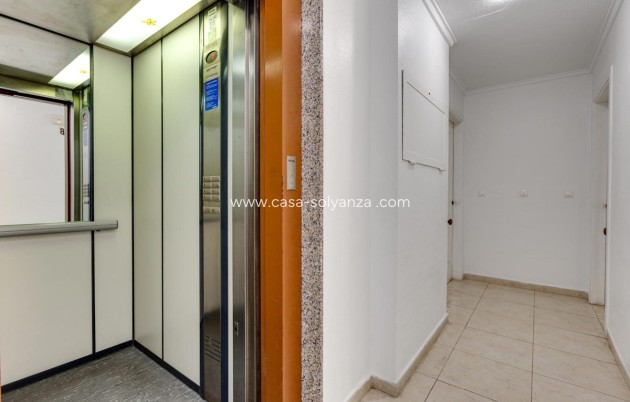 Revente - Appartement - Torrevieja - Torrevieja Centro
