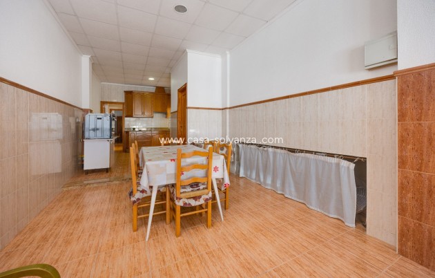 Resale - Apartment / flat - Torrevieja - Playa del Cura