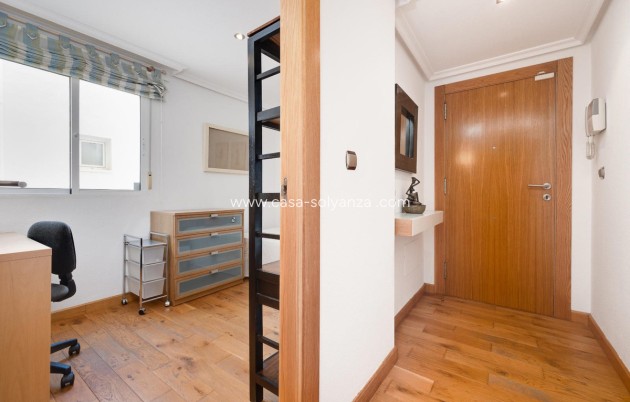 Wiederverkauf - Wohnung - Torrevieja - Torrevieja Centro