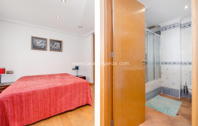 Wiederverkauf - Wohnung - Torrevieja - Torrevieja Centro