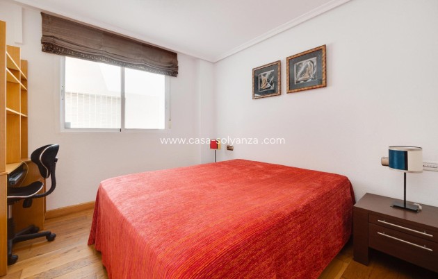 Wiederverkauf - Wohnung - Torrevieja - Torrevieja Centro