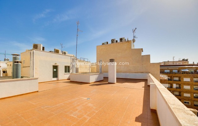Wiederverkauf - Wohnung - Torrevieja - Torrevieja Centro