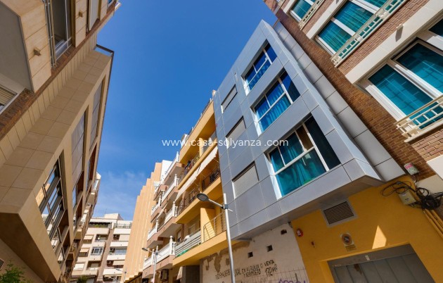 Wiederverkauf - Wohnung - Torrevieja - Torrevieja Centro
