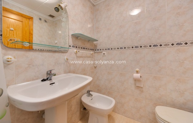 Herverkoop - Appartement / flat - Torrevieja - Torrevieja Centro