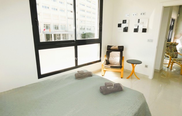 Wiederverkauf - Wohnung - Torrevieja - Torrevieja Centro
