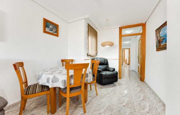 Resale - Apartment / flat - Torrevieja - Center
