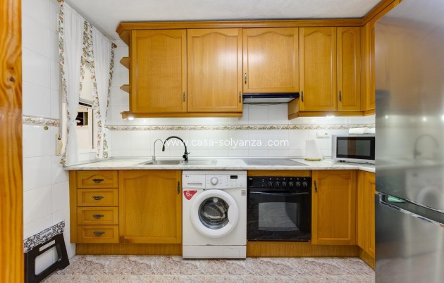 Resale - Apartment / flat - Torrevieja - Center