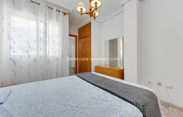 Resale - Apartment / flat - Torrevieja - Center