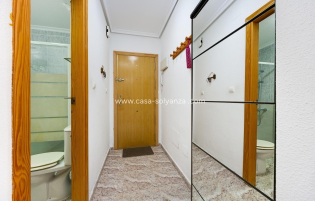 Resale - Apartment / flat - Torrevieja - Center