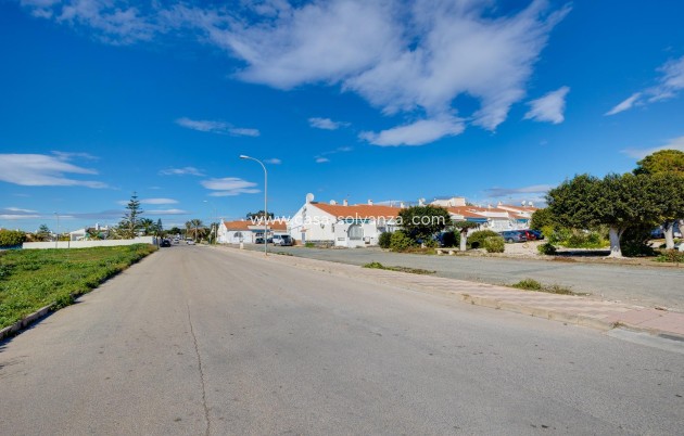 Reventa - Bungalow - Torrevieja - San Luis