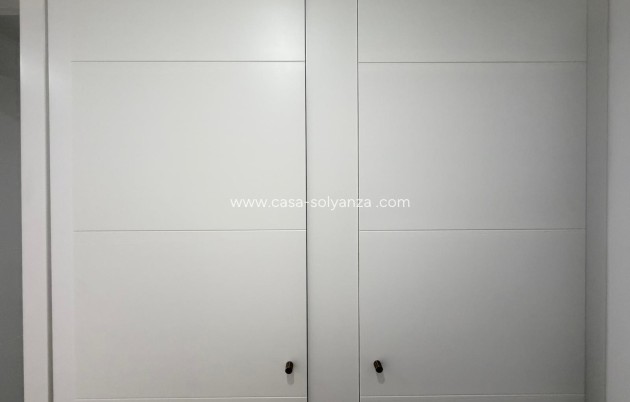 Reventa - Apartamento / piso - Torrevieja - Estacion Autobuses
