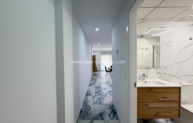 Reventa - Apartamento / piso - Torrevieja - Estacion Autobuses