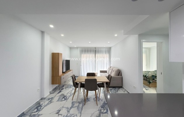 Reventa - Apartamento / piso - Torrevieja - Estacion Autobuses
