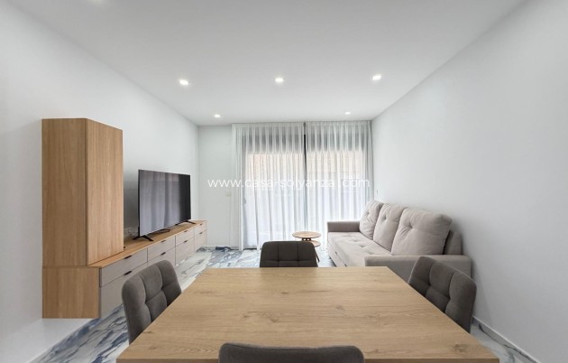 Reventa - Apartamento / piso - Torrevieja - Estacion Autobuses