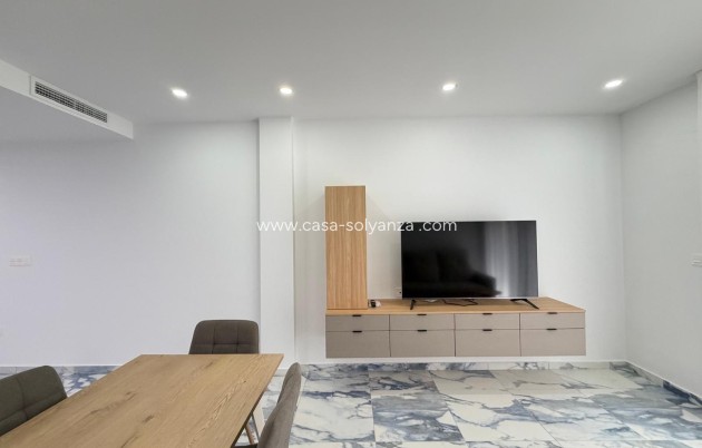Reventa - Apartamento / piso - Torrevieja - Estacion Autobuses