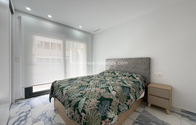 Reventa - Apartamento / piso - Torrevieja - Estacion Autobuses