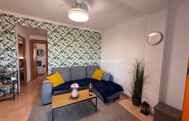Reventa - Apartamento / piso - Torrevieja - La Mata