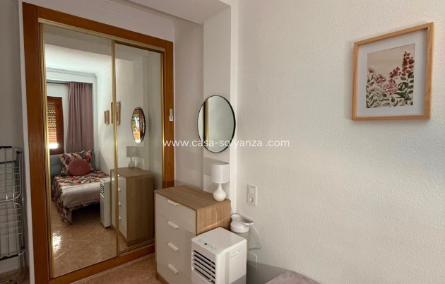 Reventa - Apartamento / piso - Torrevieja - La Mata