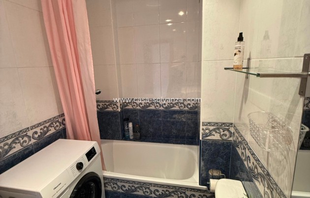 Reventa - Apartamento / piso - Torrevieja - La Mata
