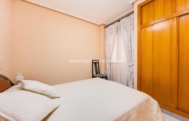 Resale - Apartment / flat - Torrevieja - Playa del Cura