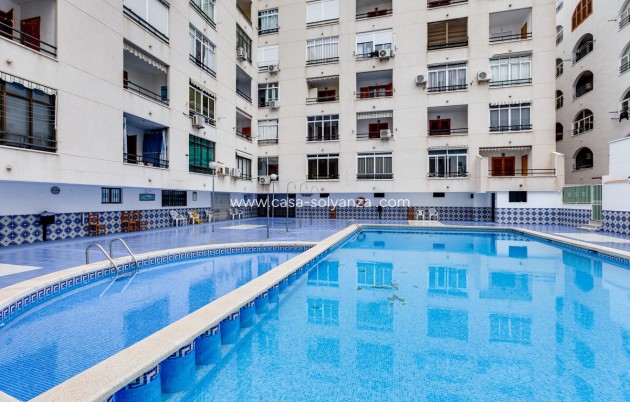 Resale - Apartment / flat - Torrevieja - Playa del Cura