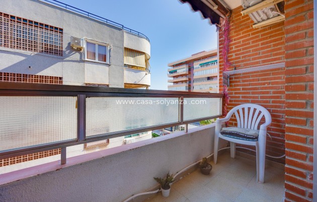 Wiederverkauf - Wohnung - Torrevieja - Playa del Acequión