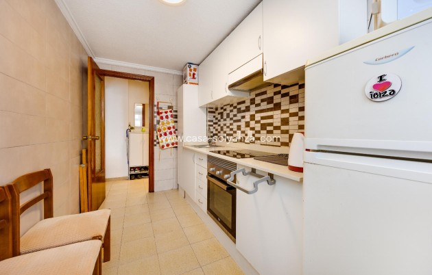 Wiederverkauf - Wohnung - Torrevieja - Playa del Acequión