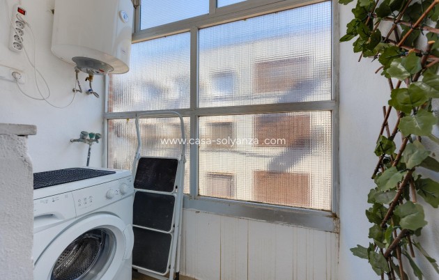 Wiederverkauf - Wohnung - Torrevieja - Playa del Acequión