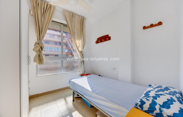 Wiederverkauf - Wohnung - Torrevieja - Playa del Acequión
