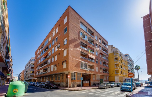 Wiederverkauf - Wohnung - Torrevieja - Playa del Acequión