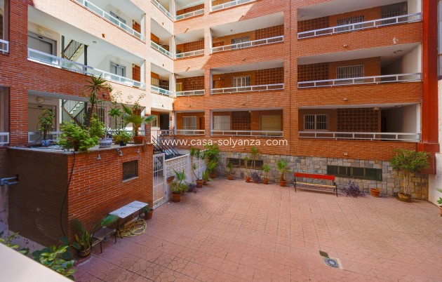 Wiederverkauf - Wohnung - Torrevieja - Playa del Acequión