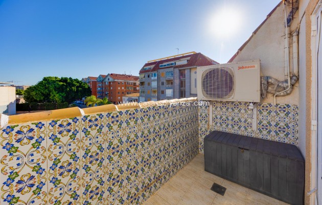 Wiederverkauf - Wohnung - Torrevieja - Playa del Acequión