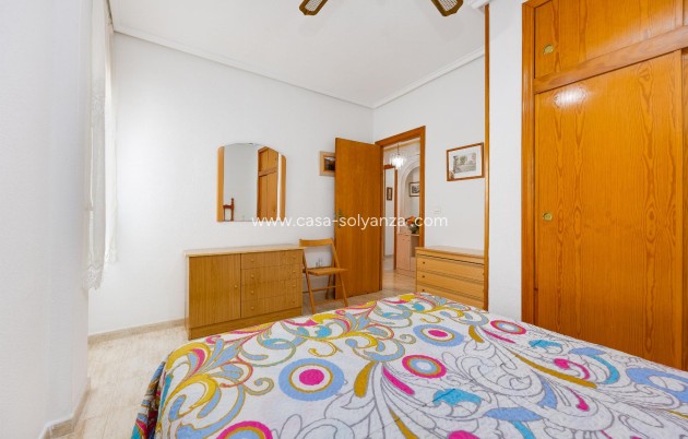 Wiederverkauf - Wohnung - Torrevieja - Playa del Acequión