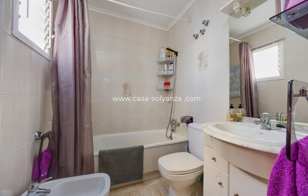 Wiederverkauf - Wohnung - Torrevieja - Playa del Acequión