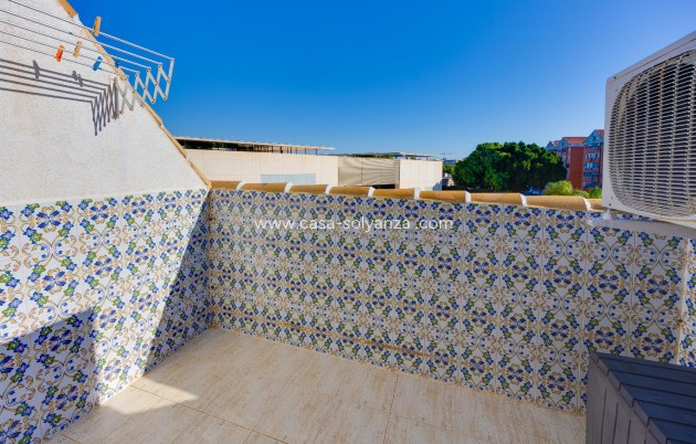 Wiederverkauf - Wohnung - Torrevieja - Playa del Acequión