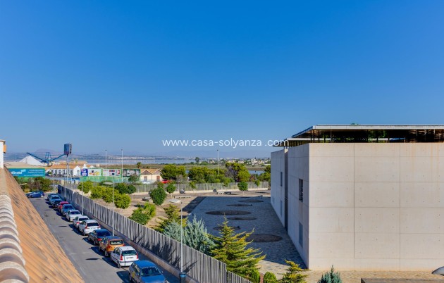 Wiederverkauf - Wohnung - Torrevieja - Playa del Acequión