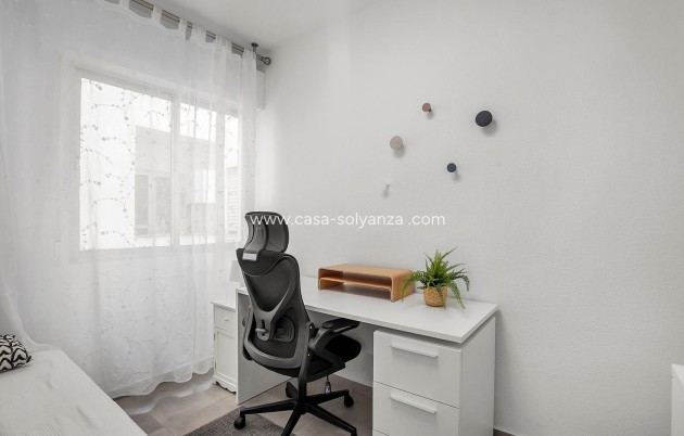 Reventa - Apartamento / piso - Torrevieja - Playa de los Locos