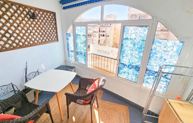 Resale - Apartment / flat - Torrevieja - PARQUE DE LAS NACIONES