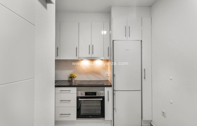 Herverkoop - Appartement / flat - Torrevieja - Playa de los Locos