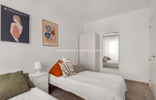 Herverkoop - Appartement / flat - Torrevieja - Playa de los Locos
