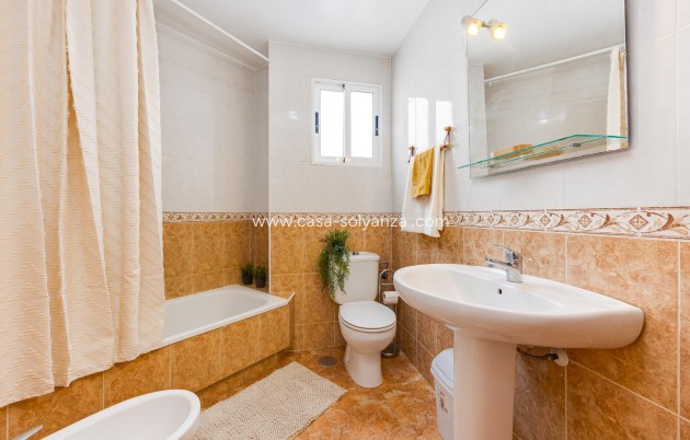Wiederverkauf - Wohnung - Torrevieja - Center