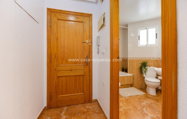 Wiederverkauf - Wohnung - Torrevieja - Center