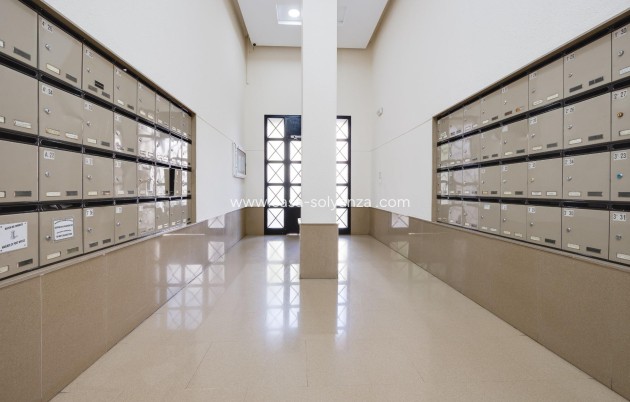 Wiederverkauf - Wohnung - Torrevieja - Center