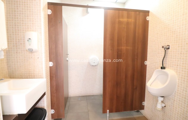 Resale - Commercial (Leasehold) - Ciudad Quesada - Ciudad Quesada - Town