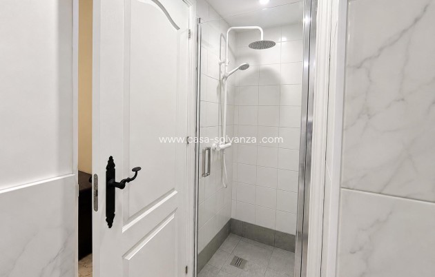 Reventa - Apartamento / piso - Pinoso - Inland