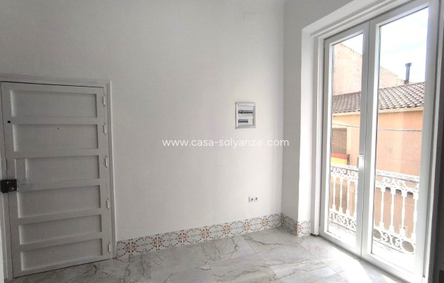 Reventa - Apartamento / piso - Pinoso - Inland