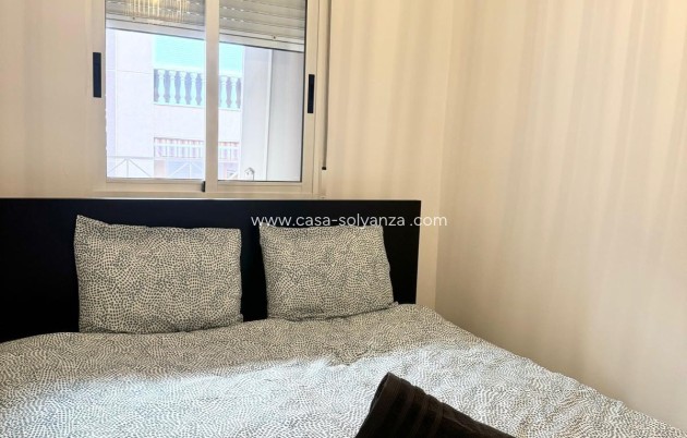 Reventa - Apartamento / piso - Torrevieja - Center